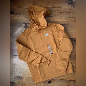 Nike Youth Hoody Sweatshirt, size Youth XL, new with tags! Unisex — gold.